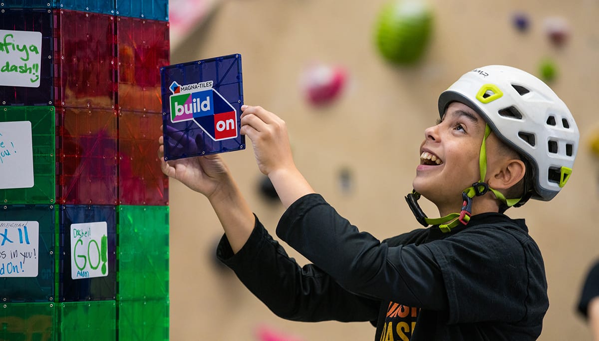 A Tower of Hope: Dashel Prywes Sets World Record with MAGNA-TILES to Raise Awareness for Childhood Kidney Disease (CKD)